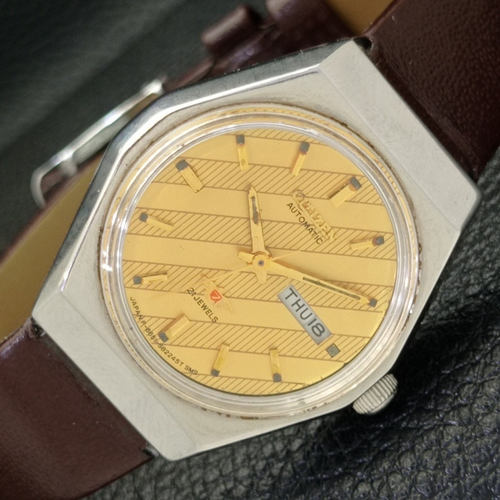 Vintage 1983 Citizen Automatic Womans Silver Watch WDaydate  Gold Accents